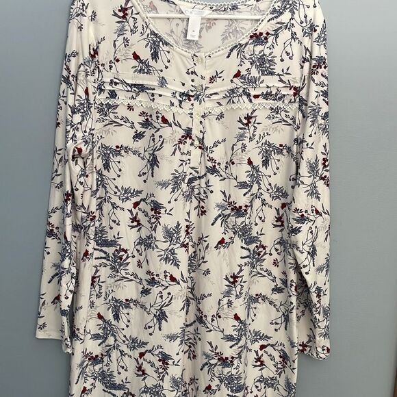 Adonna Intimates Cardinal Nightgown Medium Polyester Ruffles - Picture 1 of 6